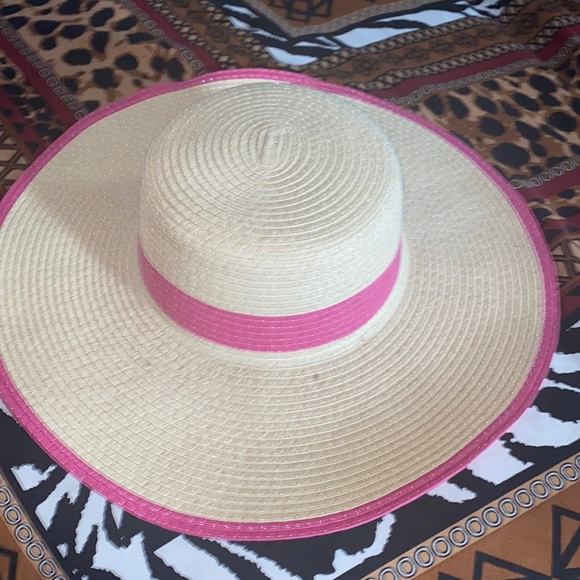 Summer hat - Picture 1 of 4